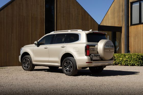 Mobil energi baru 2023 TANK 500 PHEV AWD Drivetrain 180km/h kecepatan tertinggi dengan 6.9sec 0-100akselerasi