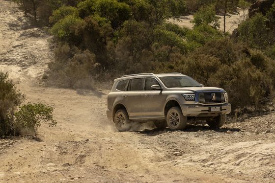 Mobil energi baru 2023 TANK 500 PHEV AWD Drivetrain 180km/h kecepatan tertinggi dengan 6.9sec 0-100akselerasi