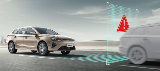 NEDC501Km Range Drive Roewe Ei5 MPV Kendaraan Listrik Murni Kecepatan tertinggi 185km/h 8.3sec 0-100km/h Akselerasi