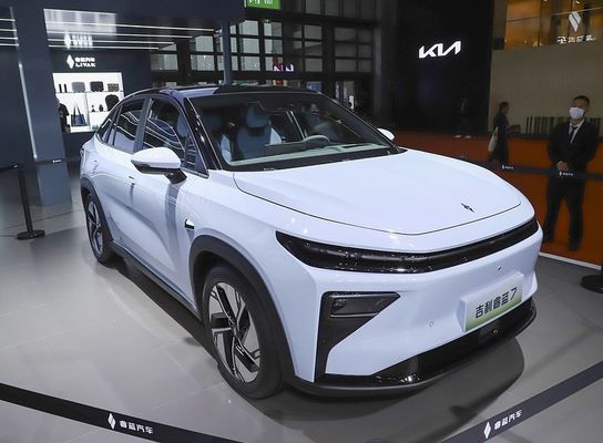 2024 Livan 7 Geely Ruilan 7 EV Mobil LHD dalam baterai stok 450km mobil EV kendaraan energi baru mobil listrik murni