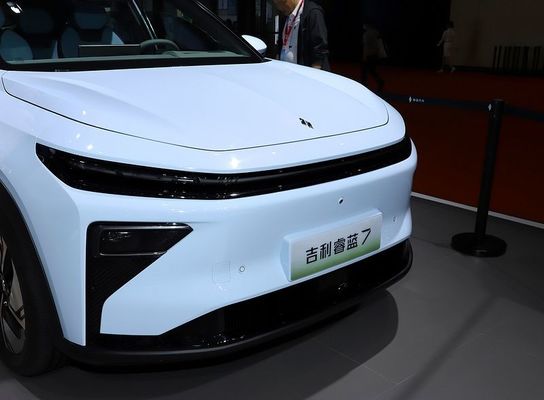 2024 Livan 7 Geely Ruilan 7 EV Mobil LHD dalam baterai stok 450km mobil EV kendaraan energi baru mobil listrik murni