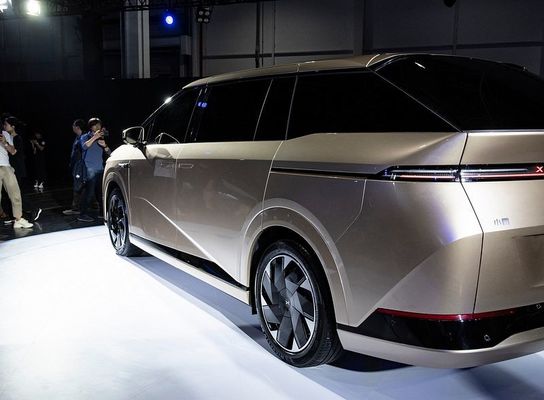 Grosir Mobil Listrik Mobil Baru XPENG X9 2024 Big Mpv 4dw 5door 7seat Xiaopeng X9 Big Suv Energy Vehicle