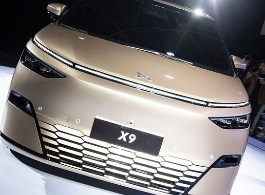 Grosir Mobil Listrik Mobil Baru XPENG X9 2024 Big Mpv 4dw 5door 7seat Xiaopeng X9 Big Suv Energy Vehicle
