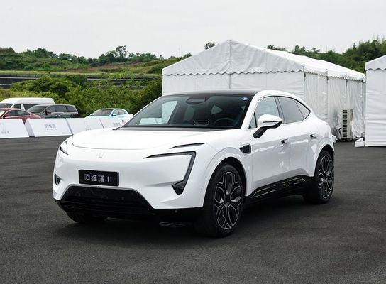 2024 Mobil Baru Avita11 Huawei Penggerak Roda Belakang 630km Jangkauan Berkinerja Tinggi Empat Pintu Lima Kursi SUV Mobil Listrik Murni