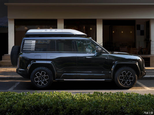 Pre SALE 2024 Beijing Auto Show BYD Yangwang U8 2024 Mobil Off Road Mewah 1197hp 4Motor 4wd Mobil Listrik Byd U8 Hybrid