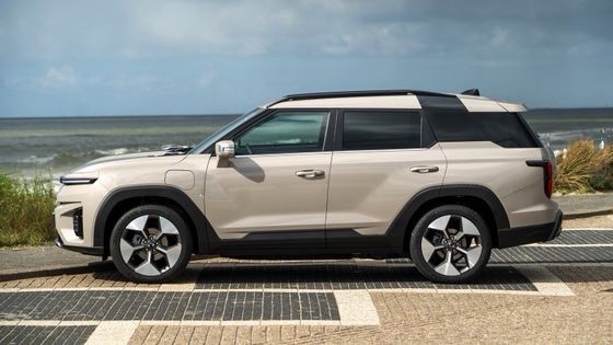 Kendaraan Listrik Murni Terbaru KGM Torres EVS 109mph Kecepatan tertinggi 152kw 207PS Daya Maksimum Siap Berjalan Mobil Listrik Murni