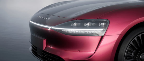 Presale Huawei & BAIC Stelato S9 Kendaraan Listrik Murni 4 pintu/5 kursi Sedan 214km/h Kecepatan tertinggi 227kw Motorpower New Ev Car