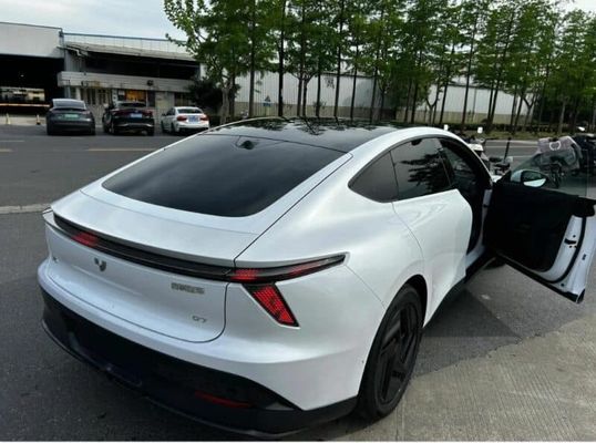 Hottest Beijing Auto Show Jiyue07 200kw Motorpower 27w;.S Mobil Listrik Murni Dengan Kecepatan Tertinggi Pada 200km/h