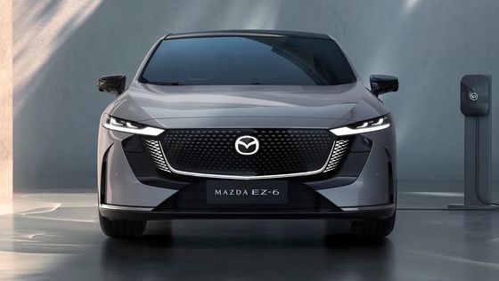 Kendaraan listrik murni pertama Mazda EZ-6 adalah sedan roda belakang yang ramping dengan