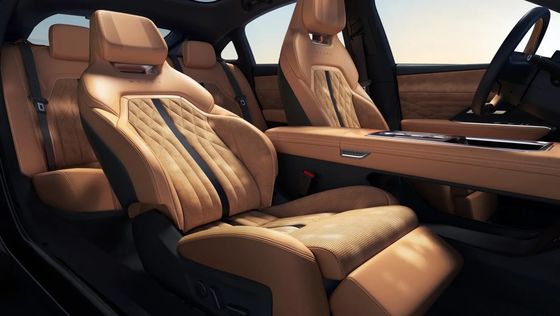 Kendaraan listrik murni pertama Mazda EZ-6 adalah sedan roda belakang yang ramping dengan