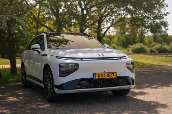 SUV listrik premium baru -Xpeng G9 2024 570km pro dengan 230 motor tenaga 430N.m Torsi 6.4sec 0-100km/h akselerasi