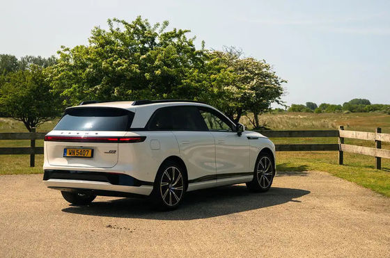 SUV listrik premium baru -Xpeng G9 2024 570km pro dengan 230 motor tenaga 430N.m Torsi 6.4sec 0-100km/h akselerasi