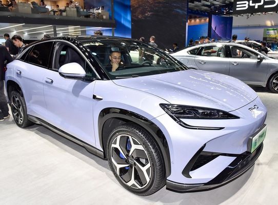 Kendaraan listrik baru PURE BYD Sea lion 07 dengan BYD e-platform 3.0 EV arsitektur 210km/h kecepatan tertinggi & 231P.s kekuatan motor