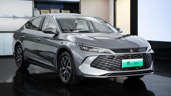 Kendaraan Hybrid Baru 2024 BYD Qin L Dm-i 1.5T 101Ps.L4 Mesin Dengan 218Ps Motor Listrik Daya 180km / h Kecepatan tertinggi