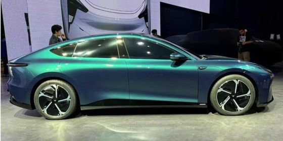 Pra-penjualan Geely&Baidu Joint Brand Jiyue07 kendaraan listrik murni dengan 200kw/271P.s tenaga motor 2WD drive train 4door/5seats