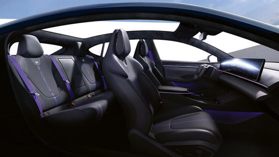 Pra-penjualan Geely&Baidu Joint Brand Jiyue07 kendaraan listrik murni dengan 200kw/271P.s tenaga motor 2WD drive train 4door/5seats