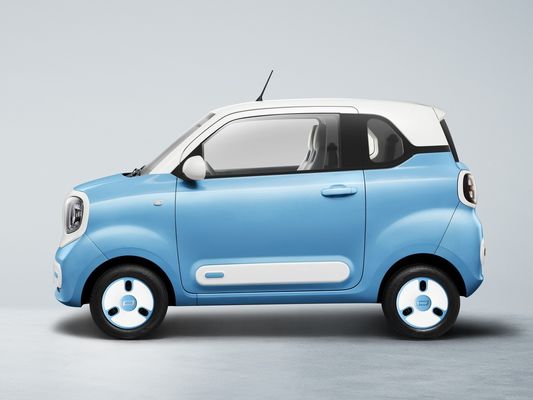 FAW Bestune Energetic Pony EV Hatchback 170km Range Mobil Listrik