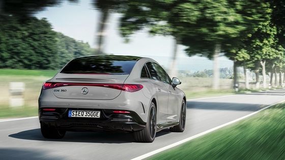 SUV EV baru 609km jarak jauh kendaraan listrik Mercedes-Benz EQE 500 w350kw/408P.s kekuatan motor 5.1s akselerasi 0-100km/h