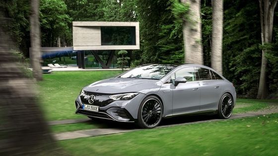 SUV EV baru 609km jarak jauh kendaraan listrik Mercedes-Benz EQE 500 w350kw/408P.s kekuatan motor 5.1s akselerasi 0-100km/h