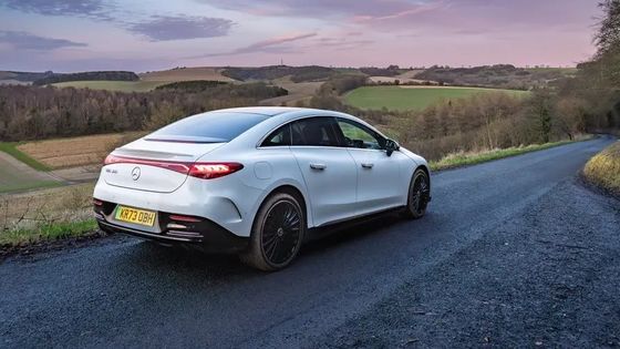 Mobil listrik yang paling menarik harga Mercedes-Benz EQE 300 Sedan 525km rentang 180kw/245P.s daya w 210kmh kecepatan tertinggi