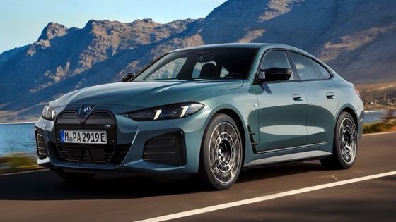 Kendaraan listrik murni berkinerja tinggi jangkauan 450km BMW i4 akselerasi 0-100km/h pada 3.9s 225km/h kecepatan tertinggi 400kw daya