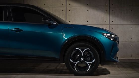 Mobil Kompak EV Pertama Alfa Romeo Junior Electric Dengan Baterai 54,8kwh Dan Daya Maksimum 158kW, hingga 345 mil jangkauan