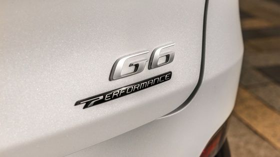 Xpeng G6 RWD Long Range Electric Vehicle SUV EV Electric Car dengan kekuatan motor 210kw RWD driving & Range 490km