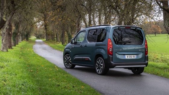 NEW CITROEN e-Berlingo Kendaraan Listrik Baru 339km Jangkauan baterai 52kwh dengan 100kw ((136P.s) Daya motor & 132km / h kecepatan tertinggi