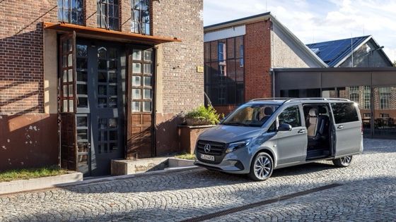 9 Seater EV Mercedes-Benz EVito Tourer Long Dengan Motor Listrik 201bhp Dan Baterai yang Bisa Digunakan 90kWh