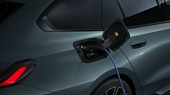 Mobil EV terbaru yang cocok dengan baterai 84,4kWh 329 mil jangkauan dengan 335bhp/430Nm di BMW i5 Touring eDrive40 single speed RWD