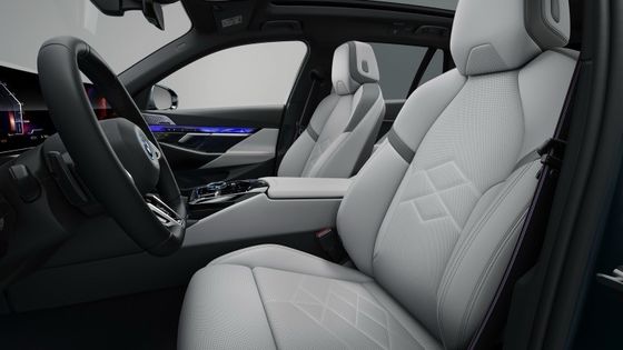 Mobil EV terbaru yang cocok dengan baterai 84,4kWh 329 mil jangkauan dengan 335bhp/430Nm di BMW i5 Touring eDrive40 single speed RWD