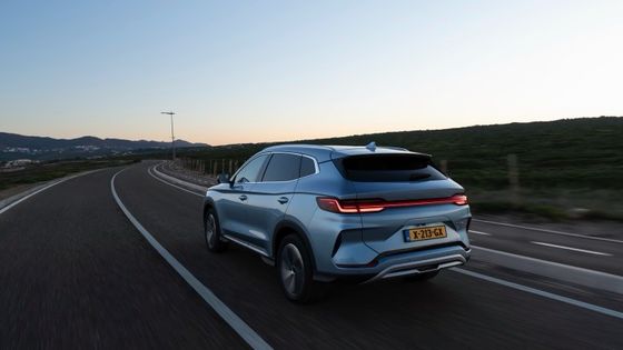 FWD 1.5L Engine At BYD SEAL U DM-i PHEV Mobil Listrik Dengan Motor Listrik 18.3kwh Baterai Daya Maksimal 214bhp