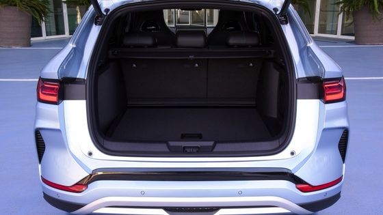 FWD 1.5L Engine At BYD SEAL U DM-i PHEV Mobil Listrik Dengan Motor Listrik 18.3kwh Baterai Daya Maksimal 214bhp