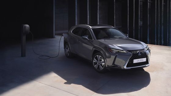 Lexus UX300e 2023 Review, All Electric EV 440km Range WLTP 7.5s 0-100km/h Akselerasi Dengan Daya 150kw Mobil Listrik Murni