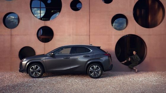 Lexus UX300e 2023 Review, All Electric EV 440km Range WLTP 7.5s 0-100km/h Akselerasi Dengan Daya 150kw Mobil Listrik Murni