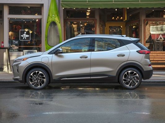 Sebuah EV berteknologi tinggi yang mengejutkan di Chevrolet Bolt EUV Electric Carwtih 238 mil Range SUV listrik baru