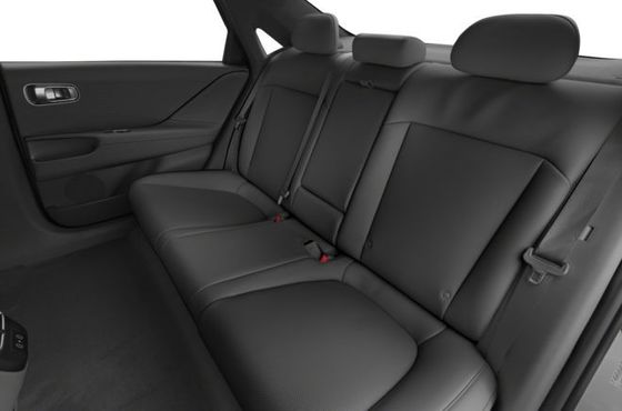 Paling hemat energi EV 2 Hyundai Ioniq 6 Kendaraan listrik murni dengan jangkauan maksimum 361 mil Mencakup jangkauan panjang 4,17 Mi / kWh