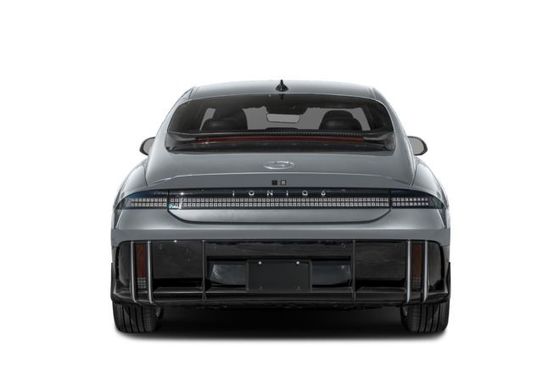 Paling hemat energi EV 2 Hyundai Ioniq 6 Kendaraan listrik murni dengan jangkauan maksimum 361 mil Mencakup jangkauan panjang 4,17 Mi / kWh