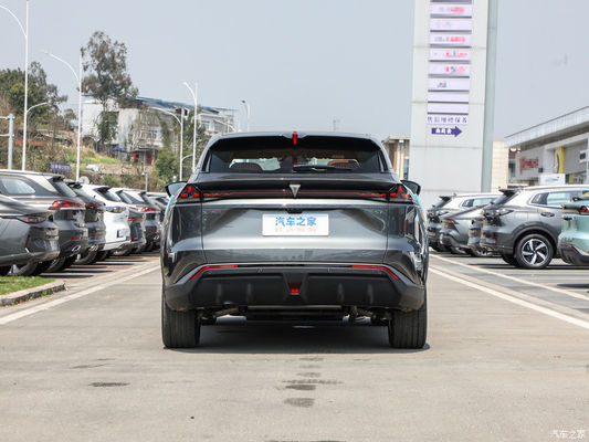 Sistem HUAWEI terbaru DEEPAL S07 2024 EREV dengan 121km CLTC0.5h Waktu pengisian cepat 175kW Daya maksimum 320N.m Torsi