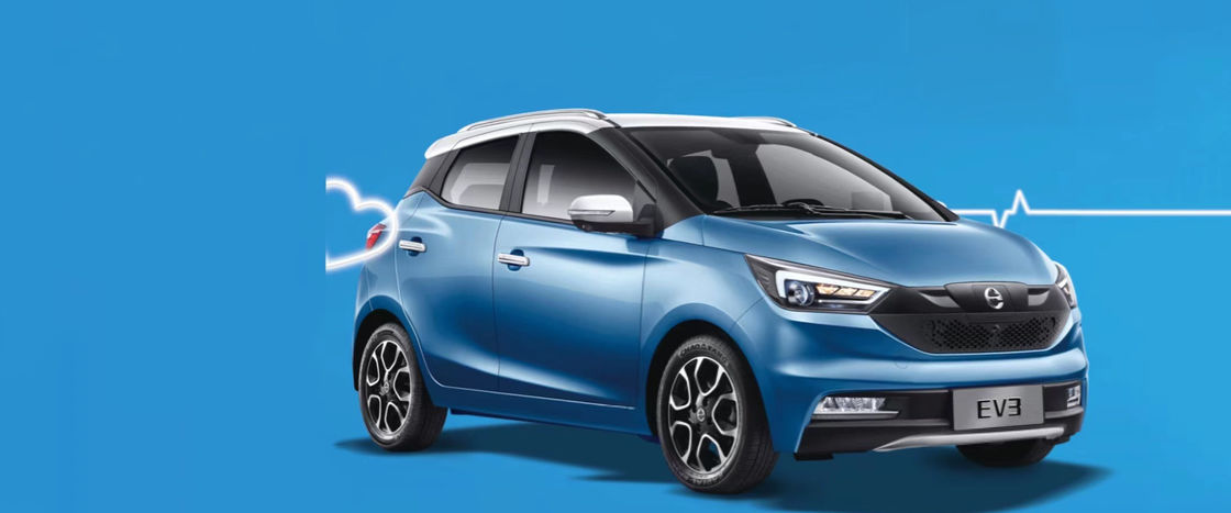 100km / h Mobil Listrik Berkecepatan Cepat JMC EV3 Energi Baru EV Car Sedan 302km NEDC