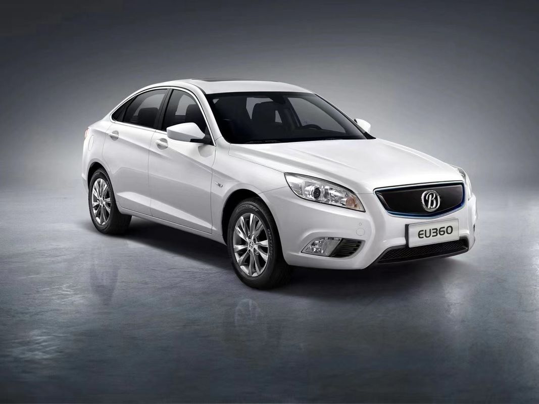 BLAVAL EU360 Mobil Listrik Ramah Lingkungan 150km / jam Motor PMSM Kendaraan Listrik Energi Baru