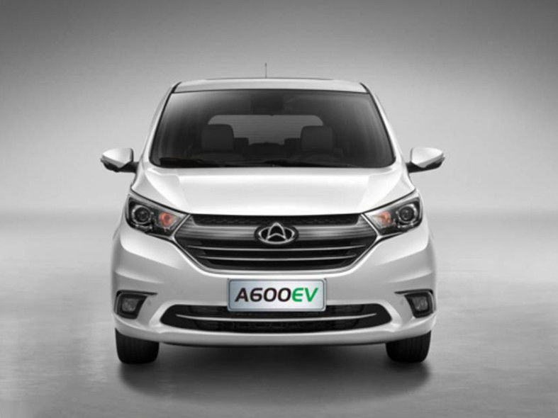 Changan Auchan A600EV Mobil Listrik Murni MPV 6 Seater EV Mobil baterai Lithium Ion